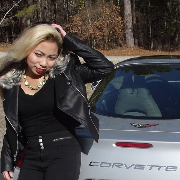 Meet your Posher, Beautybyfilipinaameztiza - Picture 1 of 1